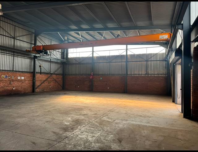 1,057M² WAREHOUSE TO LET IN PRETORIA WEST